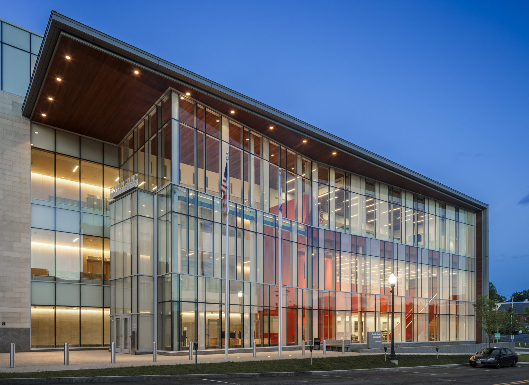 Franklin County Justice Center Leers Weinzapfel Associates